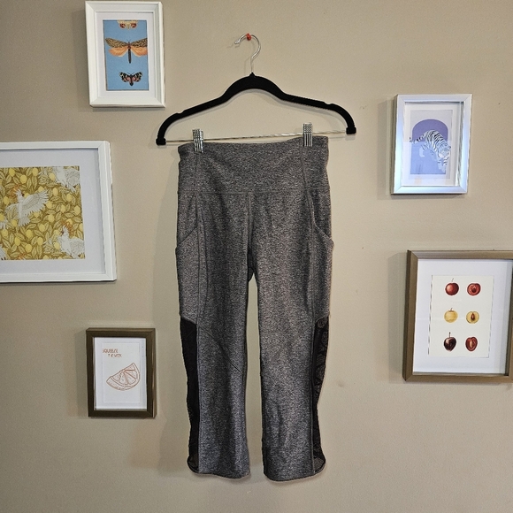 Lululemon Mid-Rise Crop Running Tights - Picture 1 of 8